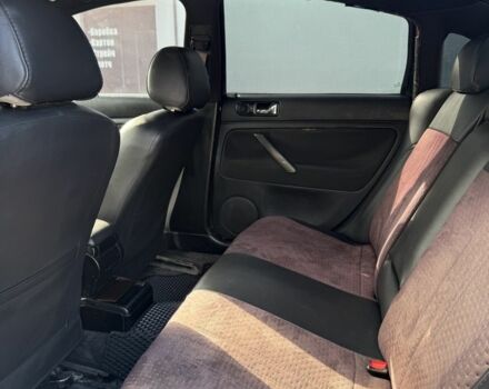 Зеленый Фольксваген Пассат, объемом двигателя 1.8 л и пробегом 330 тыс. км за 2999 $, фото 7 на Automoto.ua