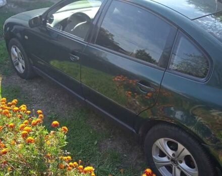 Зеленый Фольксваген Пассат, объемом двигателя 1.8 л и пробегом 260 тыс. км за 4500 $, фото 21 на Automoto.ua