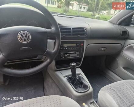 Зеленый Фольксваген Пассат, объемом двигателя 1.78 л и пробегом 196 тыс. км за 3999 $, фото 20 на Automoto.ua