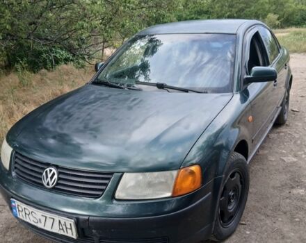 Зеленый Фольксваген Пассат, объемом двигателя 1.9 л и пробегом 380 тыс. км за 2650 $, фото 4 на Automoto.ua