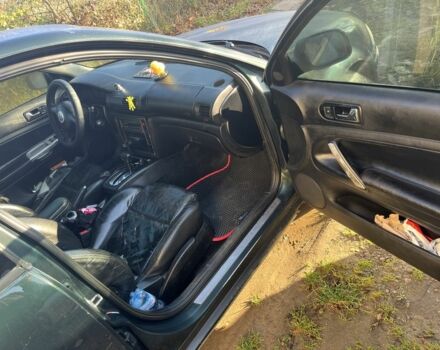 Зеленый Фольксваген Пассат, объемом двигателя 1.8 л и пробегом 250 тыс. км за 2500 $, фото 10 на Automoto.ua