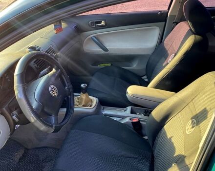 Зелений Фольксваген Пассат, об'ємом двигуна 1.6 л та пробігом 0 тис. км за 3499 $, фото 4 на Automoto.ua