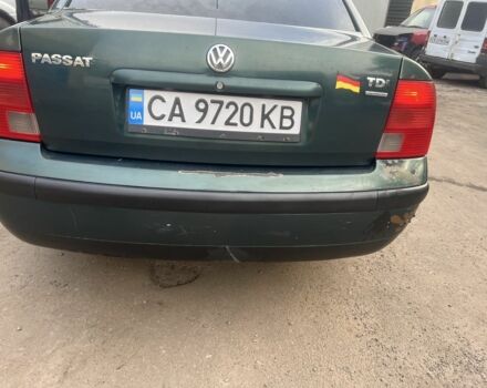 Зеленый Фольксваген Пассат, объемом двигателя 1.9 л и пробегом 488 тыс. км за 4200 $, фото 2 на Automoto.ua