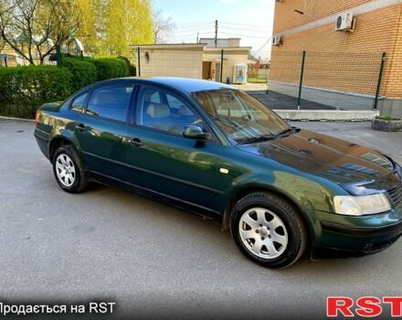 Зеленый Фольксваген Пассат, объемом двигателя 1.8 л и пробегом 235 тыс. км за 3000 $, фото 6 на Automoto.ua