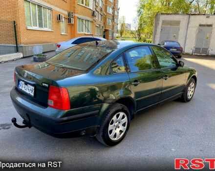 Зеленый Фольксваген Пассат, объемом двигателя 1.8 л и пробегом 235 тыс. км за 3000 $, фото 8 на Automoto.ua