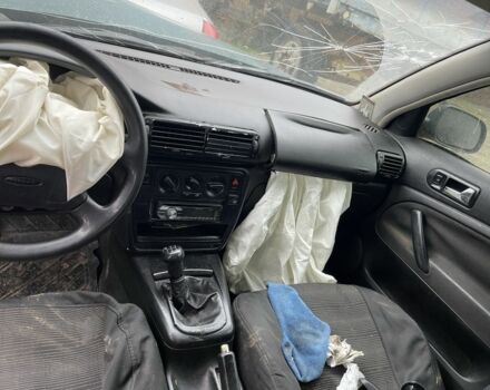 Зеленый Фольксваген Пассат, объемом двигателя 1.6 л и пробегом 3 тыс. км за 1000 $, фото 9 на Automoto.ua