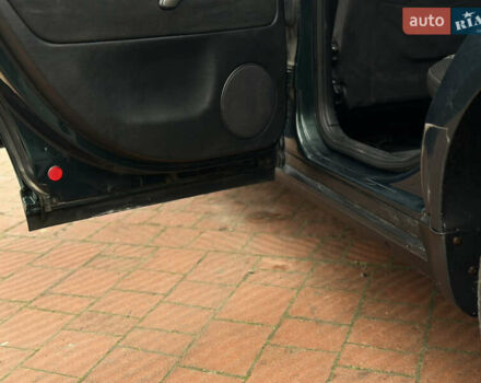 Зеленый Фольксваген Пассат, объемом двигателя 1.78 л и пробегом 334 тыс. км за 3150 $, фото 16 на Automoto.ua