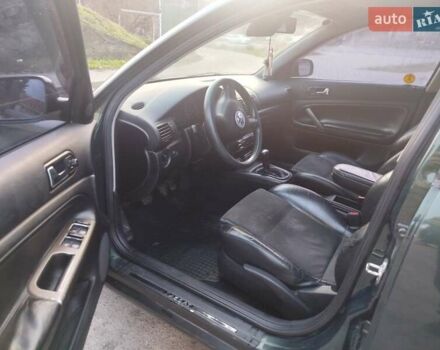 Зеленый Фольксваген Пассат, объемом двигателя 2.8 л и пробегом 380 тыс. км за 2999 $, фото 9 на Automoto.ua