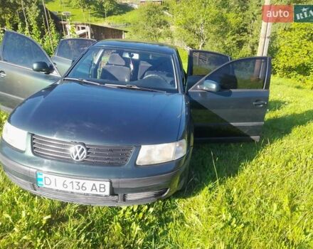 Зелений Фольксваген Пассат, об'ємом двигуна 1.6 л та пробігом 347 тис. км за 3100 $, фото 8 на Automoto.ua