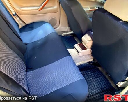 Зеленый Фольксваген Пассат, объемом двигателя 1.8 л и пробегом 235 тыс. км за 3000 $, фото 13 на Automoto.ua