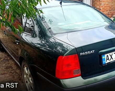 Зеленый Фольксваген Пассат, объемом двигателя 1.8 л и пробегом 221 тыс. км за 4250 $, фото 4 на Automoto.ua