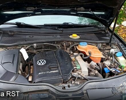 Зеленый Фольксваген Пассат, объемом двигателя 1.8 л и пробегом 221 тыс. км за 4250 $, фото 7 на Automoto.ua