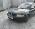 Зеленый Фольксваген Пассат, объемом двигателя 1.8 л и пробегом 320 тыс. км за 1800 $, фото 3 на Automoto.ua