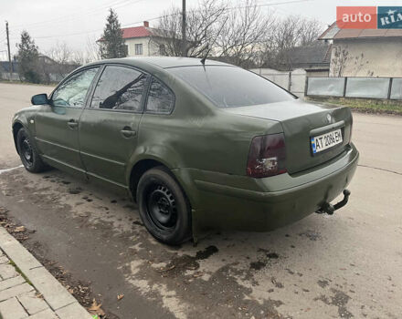 Зеленый Фольксваген Пассат, объемом двигателя 1.9 л и пробегом 323 тыс. км за 2700 $, фото 9 на Automoto.ua