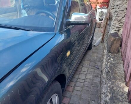 Зеленый Фольксваген Пассат, объемом двигателя 1.8 л и пробегом 300 тыс. км за 1300 $, фото 5 на Automoto.ua