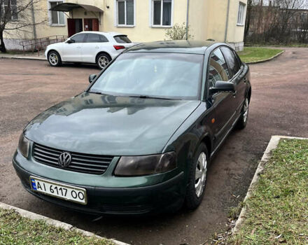 Зеленый Фольксваген Пассат, объемом двигателя 1.9 л и пробегом 360 тыс. км за 2800 $, фото 1 на Automoto.ua