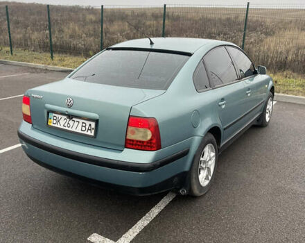 Зеленый Фольксваген Пассат, объемом двигателя 1.6 л и пробегом 320 тыс. км за 3800 $, фото 9 на Automoto.ua