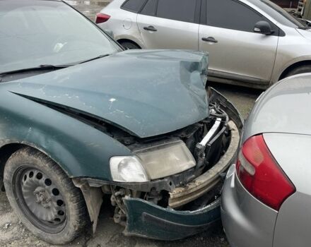 Зеленый Фольксваген Пассат, объемом двигателя 1.6 л и пробегом 3 тыс. км за 1000 $, фото 5 на Automoto.ua