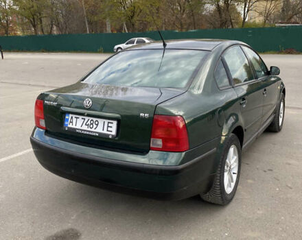 Зеленый Фольксваген Пассат, объемом двигателя 2.33 л и пробегом 211 тыс. км за 3500 $, фото 5 на Automoto.ua