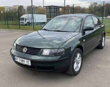 Зеленый Фольксваген Пассат, объемом двигателя 2.33 л и пробегом 211 тыс. км за 3500 $, фото 24 на Automoto.ua