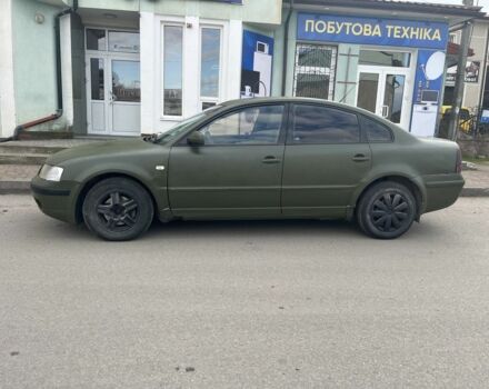 Зеленый Фольксваген Пассат, объемом двигателя 1.9 л и пробегом 320 тыс. км за 3000 $, фото 1 на Automoto.ua