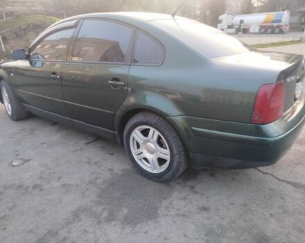 Зеленый Фольксваген Пассат, объемом двигателя 2.8 л и пробегом 380 тыс. км за 2999 $, фото 1 на Automoto.ua