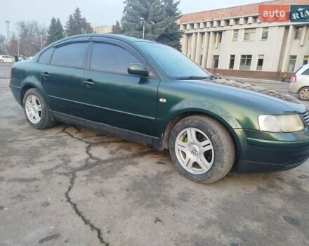 Зеленый Фольксваген Пассат, объемом двигателя 2.8 л и пробегом 380 тыс. км за 2999 $, фото 3 на Automoto.ua