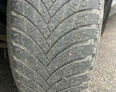 Зелений Фольксваген Пассат, об'ємом двигуна 1.6 л та пробігом 320 тис. км за 3800 $, фото 2 на Automoto.ua