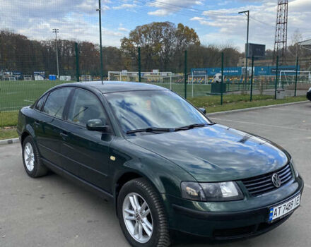 Зеленый Фольксваген Пассат, объемом двигателя 2.33 л и пробегом 211 тыс. км за 3500 $, фото 7 на Automoto.ua