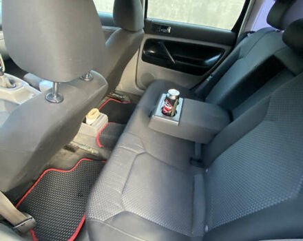 Зеленый Фольксваген Пассат, объемом двигателя 1.6 л и пробегом 425 тыс. км за 2750 $, фото 7 на Automoto.ua