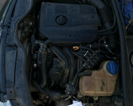 Зеленый Фольксваген Пассат, объемом двигателя 1.78 л и пробегом 375 тыс. км за 2650 $, фото 59 на Automoto.ua