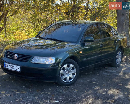 Зеленый Фольксваген Пассат, объемом двигателя 1.78 л и пробегом 375 тыс. км за 2550 $, фото 20 на Automoto.ua