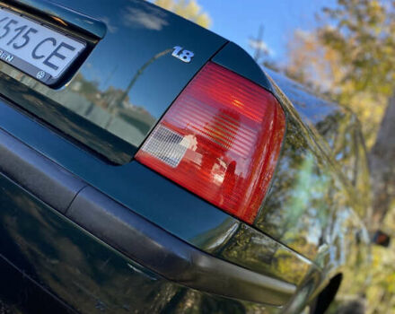 Зеленый Фольксваген Пассат, объемом двигателя 1.78 л и пробегом 375 тыс. км за 2550 $, фото 36 на Automoto.ua