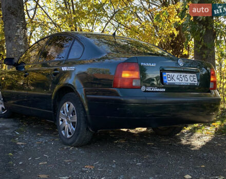 Зеленый Фольксваген Пассат, объемом двигателя 1.78 л и пробегом 375 тыс. км за 2550 $, фото 32 на Automoto.ua