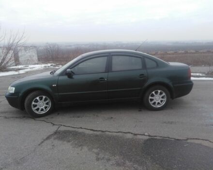 Зеленый Фольксваген Пассат, объемом двигателя 1.8 л и пробегом 320 тыс. км за 2900 $, фото 7 на Automoto.ua