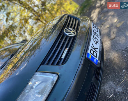 Зеленый Фольксваген Пассат, объемом двигателя 1.78 л и пробегом 375 тыс. км за 2650 $, фото 4 на Automoto.ua