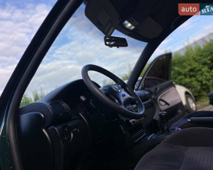 Зеленый Фольксваген Пассат, объемом двигателя 1.78 л и пробегом 375 тыс. км за 2550 $, фото 54 на Automoto.ua