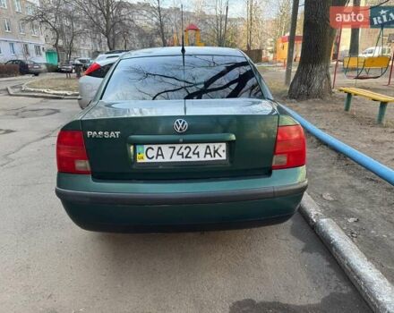 Зелений Фольксваген Пассат, об'ємом двигуна 1.58 л та пробігом 290 тис. км за 3800 $, фото 3 на Automoto.ua