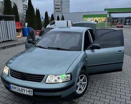 Зеленый Фольксваген Пассат, объемом двигателя 1.8 л и пробегом 279 тыс. км за 3800 $, фото 4 на Automoto.ua