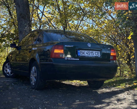 Зеленый Фольксваген Пассат, объемом двигателя 1.78 л и пробегом 375 тыс. км за 2650 $, фото 28 на Automoto.ua