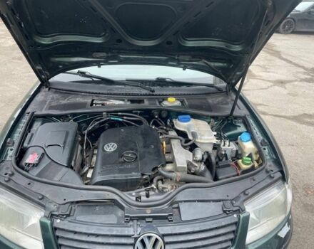 Зелений Фольксваген Пассат, об'ємом двигуна 1.8 л та пробігом 1 тис. км за 2800 $, фото 7 на Automoto.ua