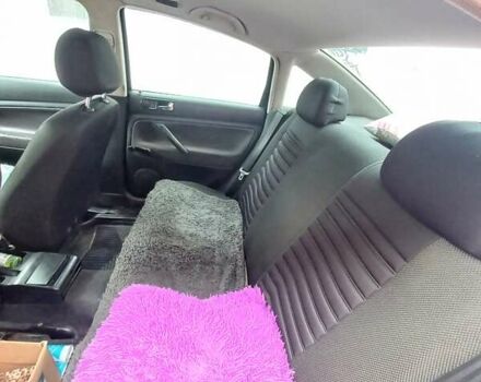 Зеленый Фольксваген Пассат, объемом двигателя 1.8 л и пробегом 300 тыс. км за 3150 $, фото 11 на Automoto.ua