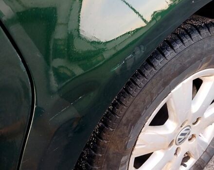 Зеленый Фольксваген Пассат, объемом двигателя 1.8 л и пробегом 325 тыс. км за 2250 $, фото 5 на Automoto.ua