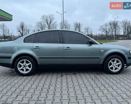 Зеленый Фольксваген Пассат, объемом двигателя 1.8 л и пробегом 279 тыс. км за 3800 $, фото 7 на Automoto.ua