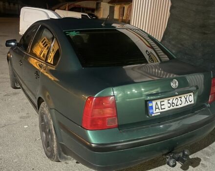Зелений Фольксваген Пассат, об'ємом двигуна 2.8 л та пробігом 270 тис. км за 4200 $, фото 2 на Automoto.ua