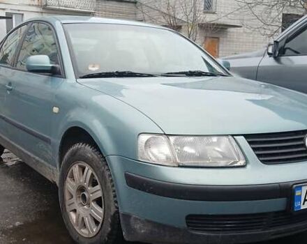 Зеленый Фольксваген Пассат, объемом двигателя 1.9 л и пробегом 340 тыс. км за 3800 $, фото 1 на Automoto.ua