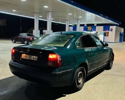 Зеленый Фольксваген Пассат, объемом двигателя 1.9 л и пробегом 321 тыс. км за 1250 $, фото 2 на Automoto.ua