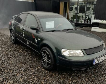 Зеленый Фольксваген Пассат, объемом двигателя 2 л и пробегом 200 тыс. км за 1550 $, фото 1 на Automoto.ua