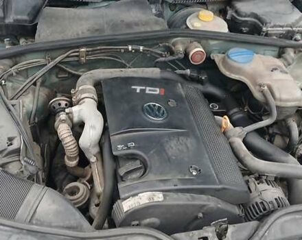 Зеленый Фольксваген Пассат, объемом двигателя 1.9 л и пробегом 340 тыс. км за 3800 $, фото 4 на Automoto.ua