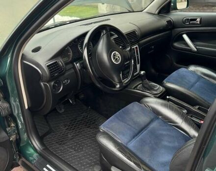 Зелений Фольксваген Пассат, об'ємом двигуна 1.9 л та пробігом 500 тис. км за 3500 $, фото 15 на Automoto.ua